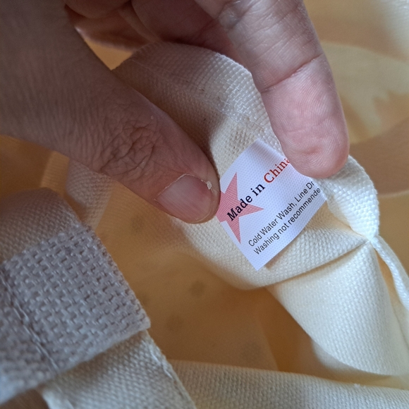 Nintendo Switch Carry Case, Limited Edition, Princess Peach Canvas Tote, Mario - Picture 9 of 9